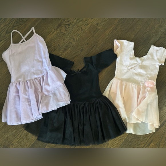 Bundle of ballet tutus in sizes 3-4 - Picture 1 of 2